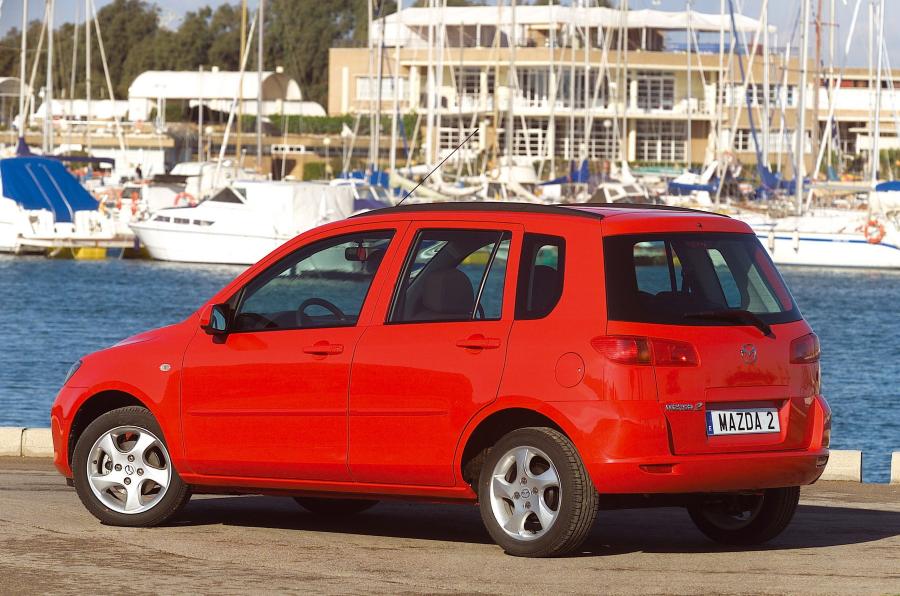  Mazda2 2002 года  (фото 46 из 113)